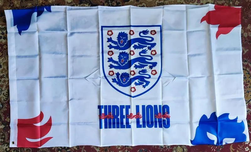 Футбольный флаг england three lions