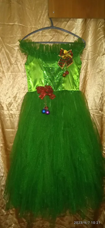 Карнавальна новорічна сукня 