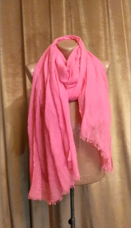 Палантин лёгкий вискозный шарф яркого малинового розового цвета