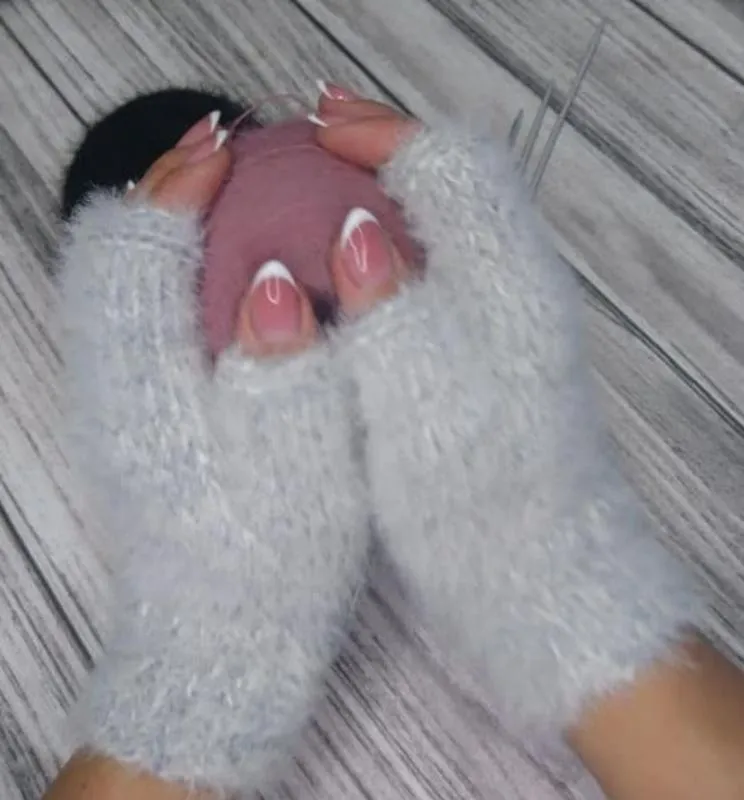 Женские вязаные митенки - перчатки без пальцев (серые) - зимни...