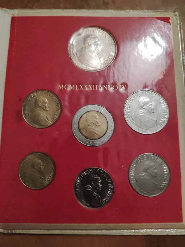 Ватикан, набір монет 1982