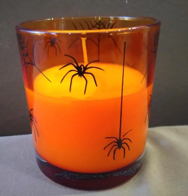 Свічка павуки/хеллоуїн в скляному стакані-підсвічнику melinera...