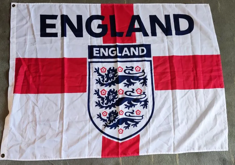 Футбольный флаг england