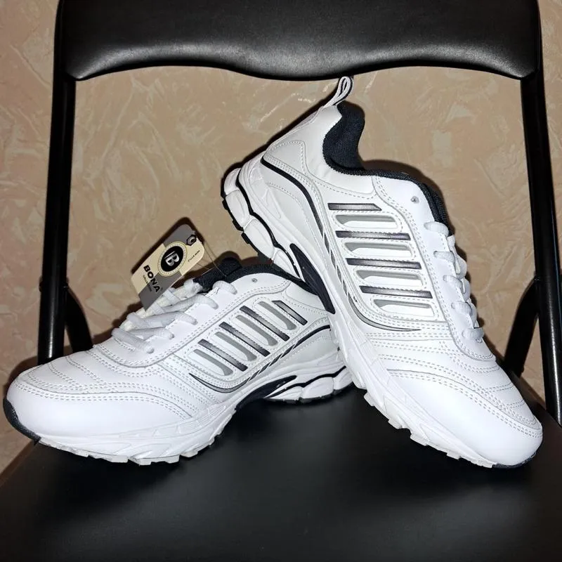 Мужские белые кожаные спортивные кроссовки bona 39 размер крос...
