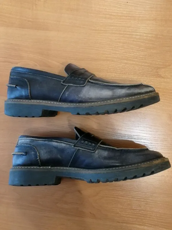 Туфли  осенние мужские лоферы