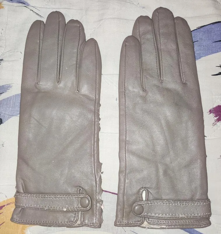 Кожаные перчатки с плюшевой подкладкой, с дефектами