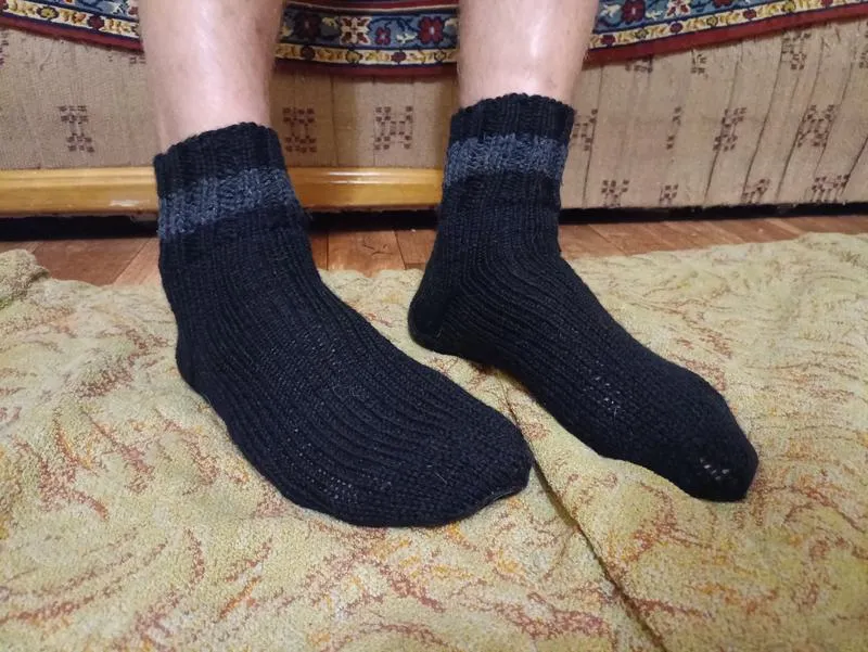 Мужские вязаные носки 44 размера