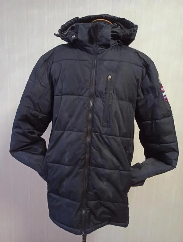 Куртка мужская зимняя.. легкая стильная куртка имеет отличную ...