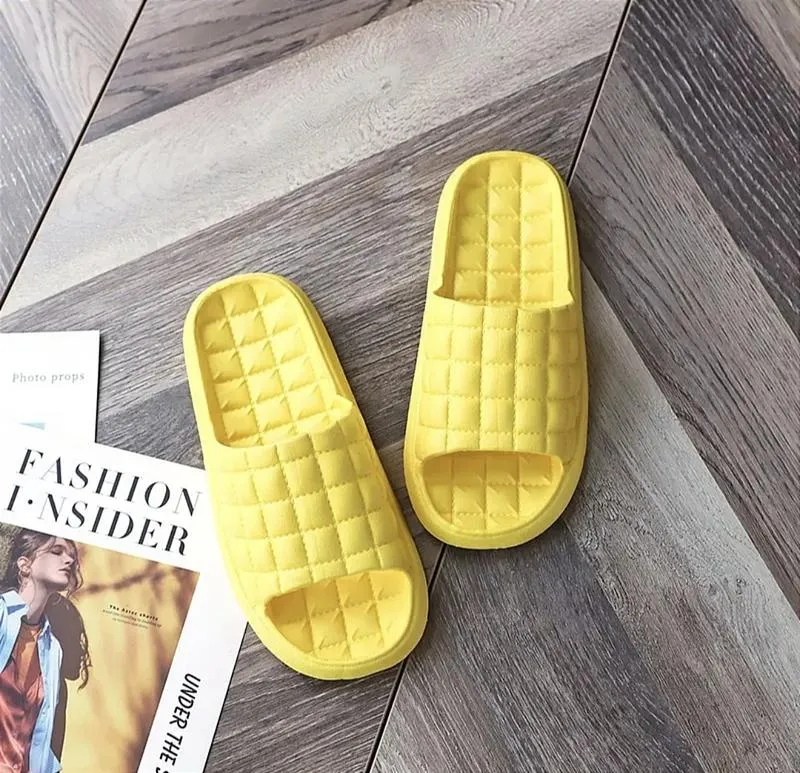 Тапочки,сланцы, шлепанцы