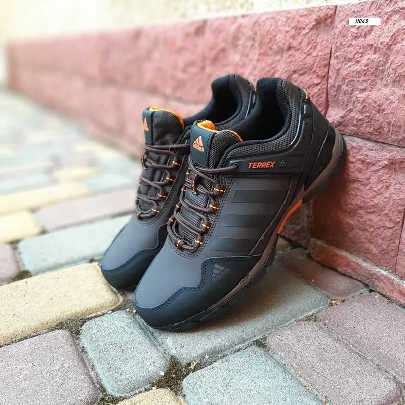 Мужские кроссовки adidas terrex????