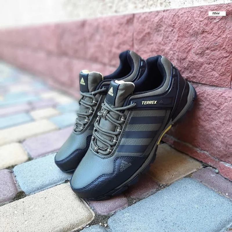 Мужские кроссовки adidas terrex????