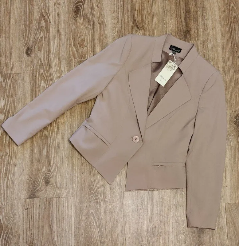 Костюм  жіночий