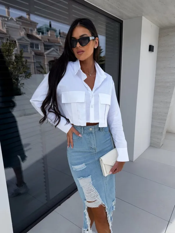 Очень стильная укороченная рубашка котон белый