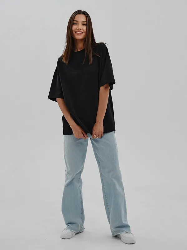 Базовая крутая футболка oversize черный