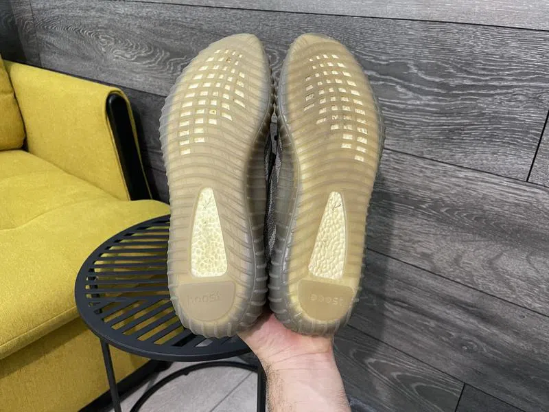 adidas yeezy boost 350 v2 kanye west 44 aq5831