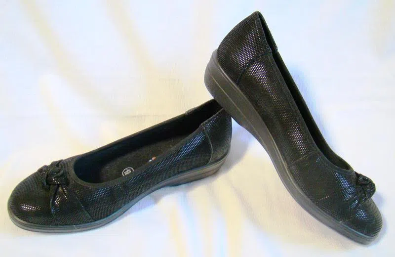 Туфли женские кожаные черные padders