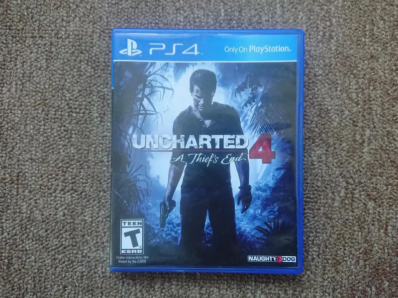 Диск Playstation 4 - Uncharted 4